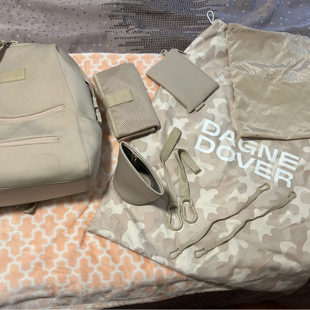 Dagne Dover Large Indie Bundle in Oyster